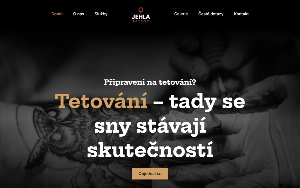Web pro tetovací studio — Úvodní obrazovka